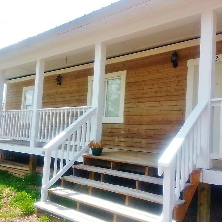 East Glacier Motel & Cabins East Glacier Park Village Екстериор снимка