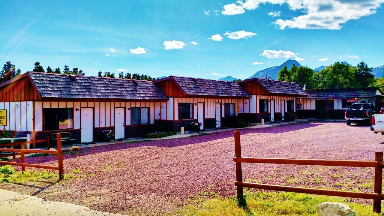 East Glacier Motel & Cabins East Glacier Park Village Екстериор снимка